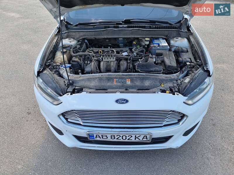 Седан Ford Fusion 2015 в Вінниці