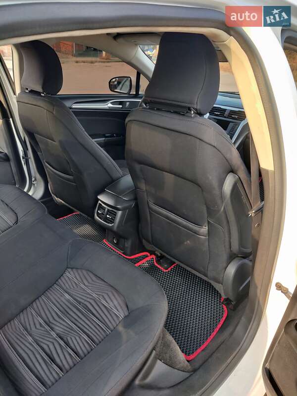 Седан Ford Fusion 2015 в Вінниці