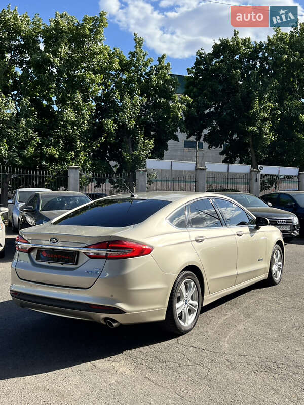 Седан Ford Fusion 2017 в Одесі
