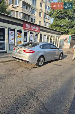 Седан Ford Fusion 2012 в 
