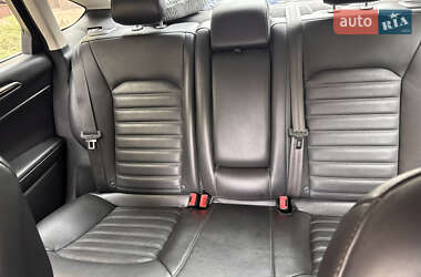 Седан Ford Fusion 2016 в 