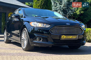 Седан Ford Fusion 2015 в Львові