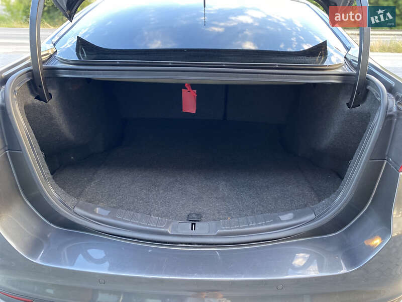 Седан Ford Fusion 2015 в Виннице