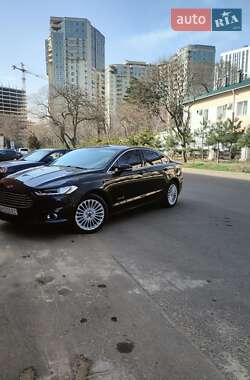 Седан Ford Fusion 2013 в Одесі