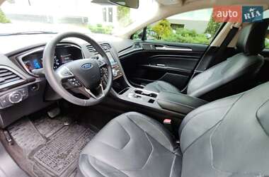 Седан Ford Fusion 2020 в 