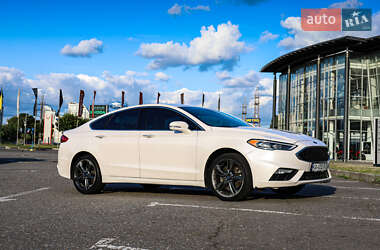 Седан Ford Fusion 2016 в Києві