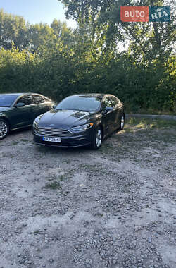 Седан Ford Fusion 2017 в 