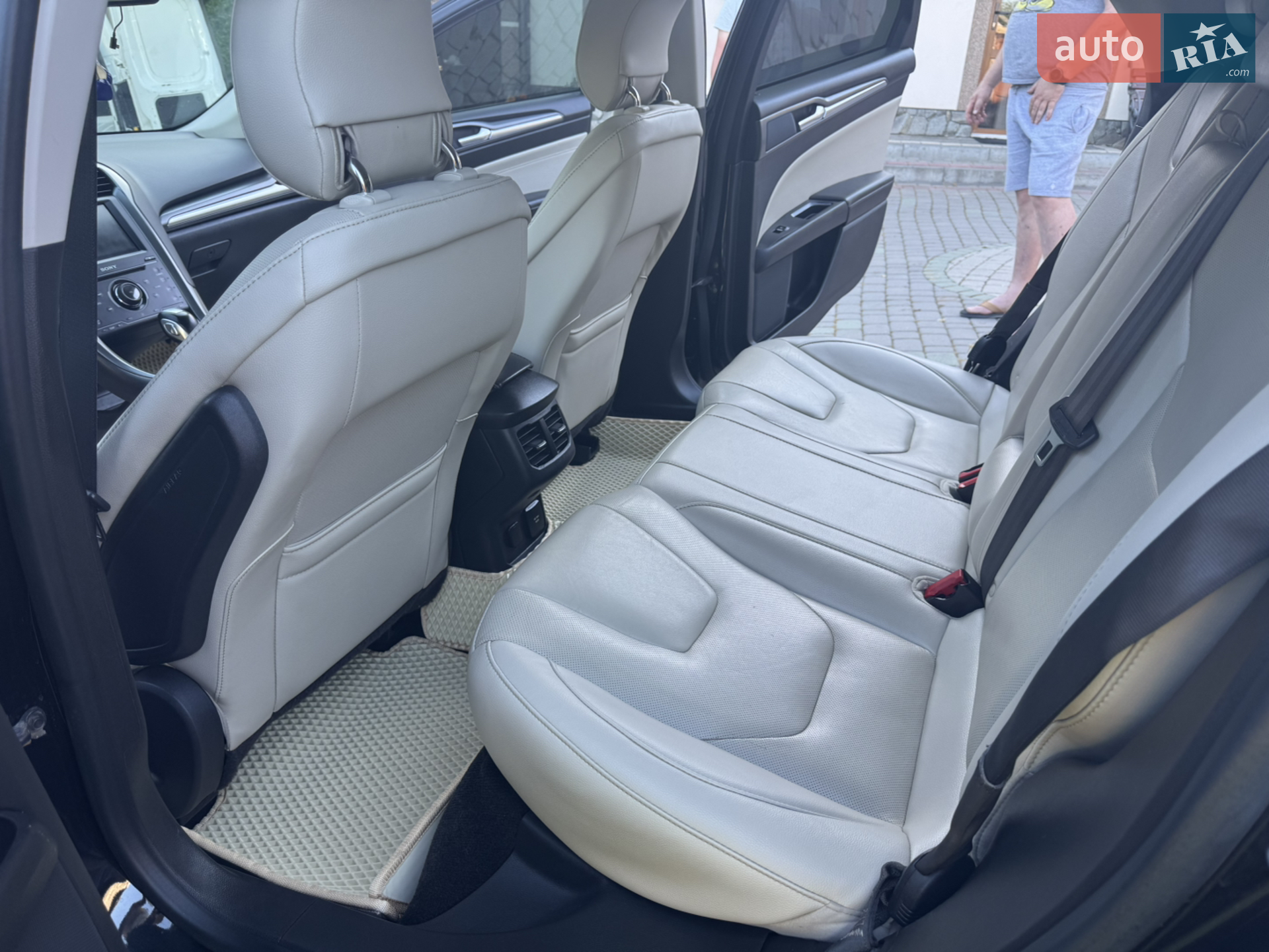 2014 Ford Fusion - мініатюра 19