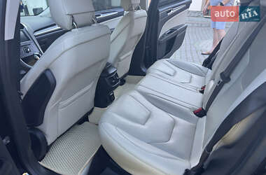 Седан Ford Fusion 2014 в 