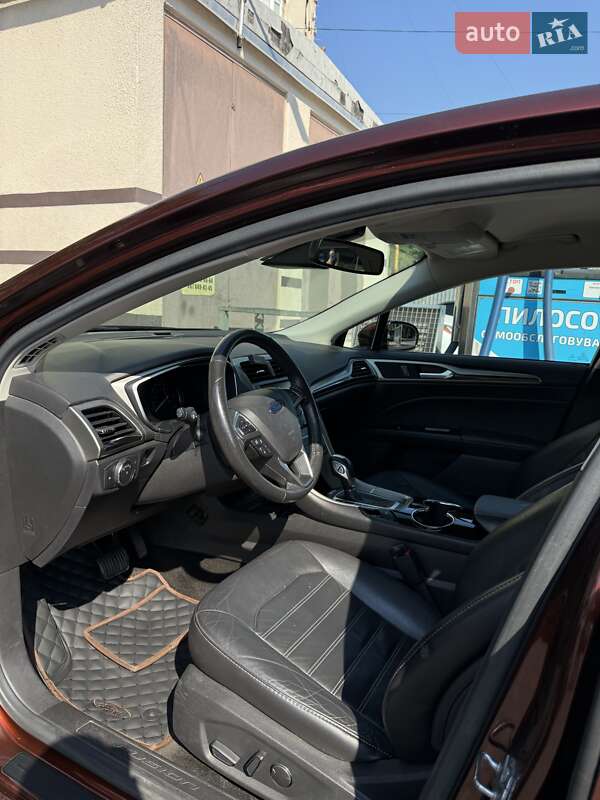 Седан Ford Fusion 2014 в Одессе