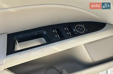 Седан Ford Fusion 2014 в 