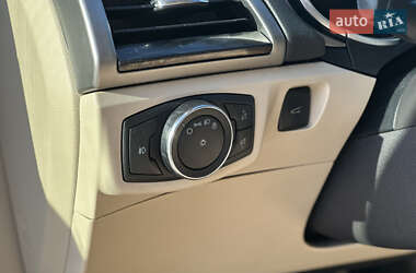 Седан Ford Fusion 2014 в 
