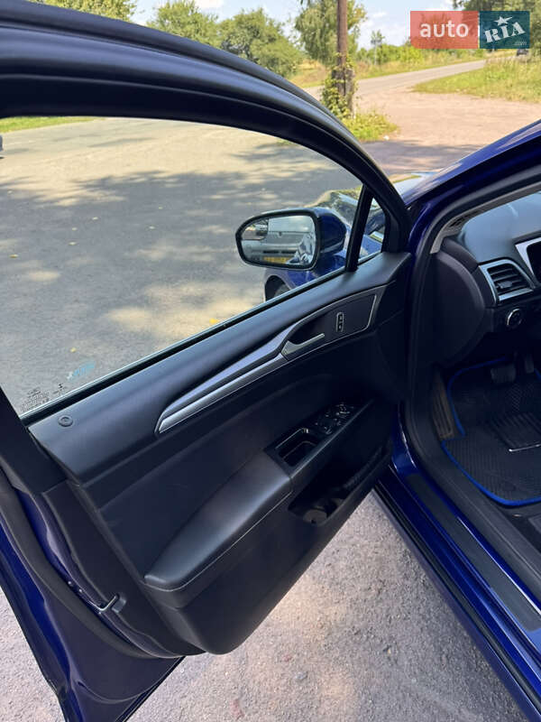 Седан Ford Fusion 2015 в Нежине