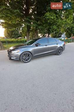 Седан Ford Fusion 2018 в 