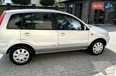 Хэтчбек Ford Fusion 2007 в 