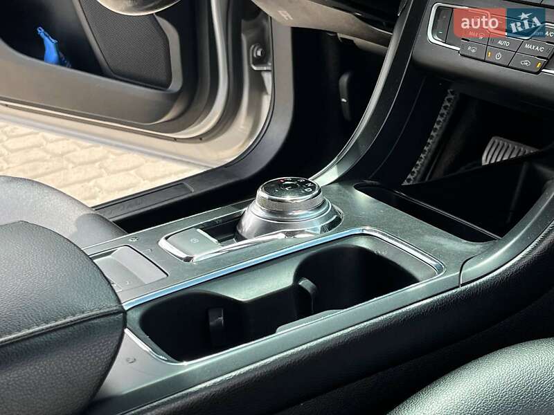 Седан Ford Fusion 2017 в Львові