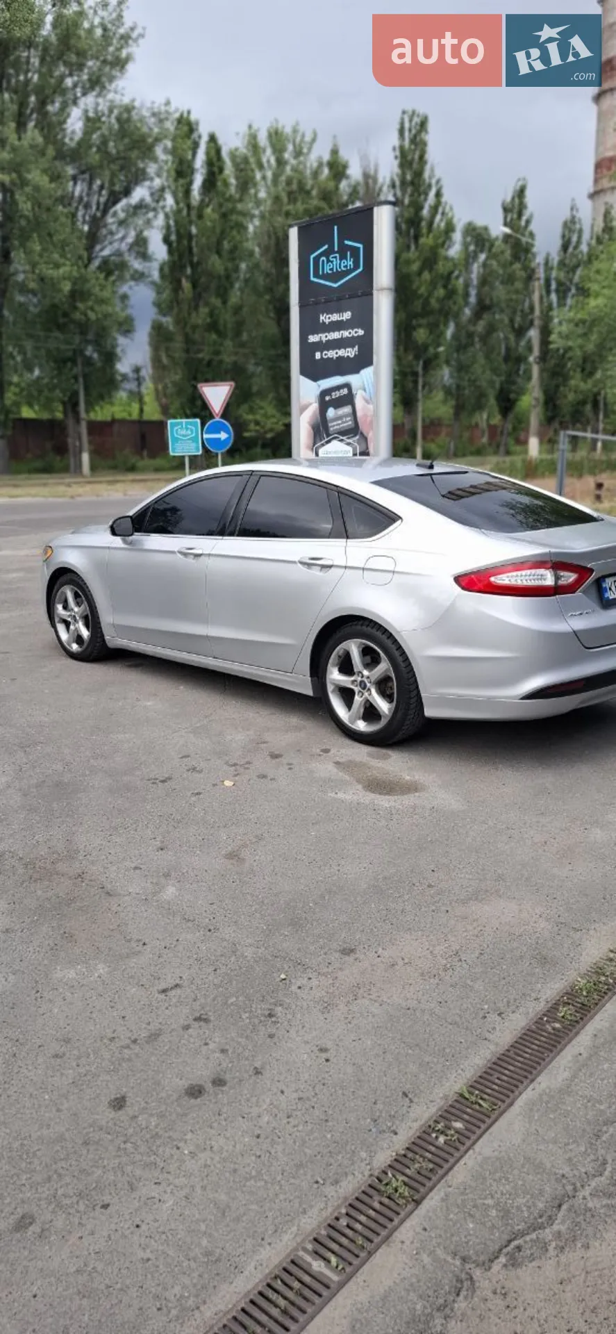 2016 Ford Fusion - мініатюра 5
