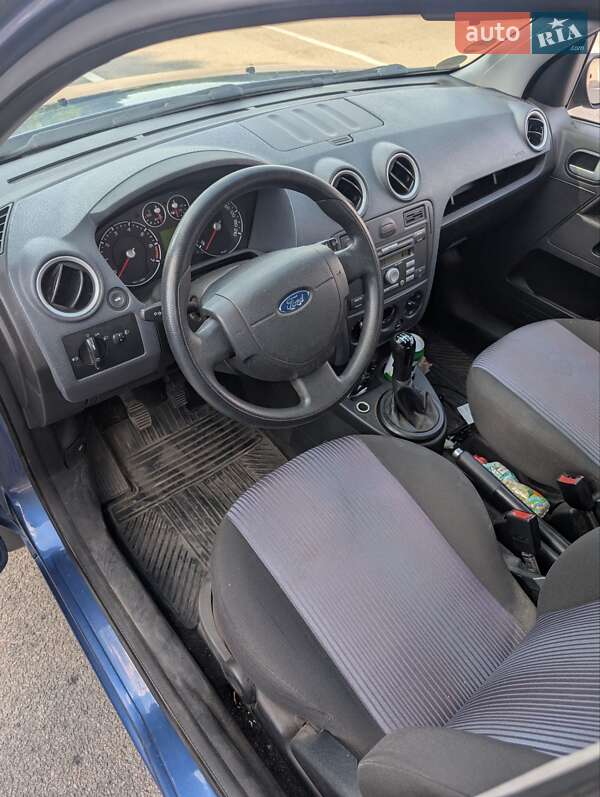 Хетчбек Ford Fusion 2007 в Кам'янському