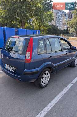 Хэтчбек Ford Fusion 2007 в 