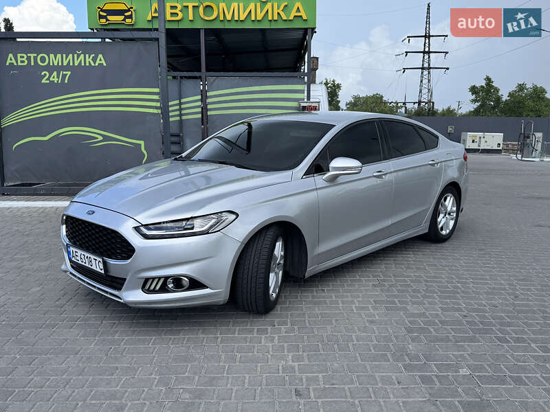 Ford Fusion 2016