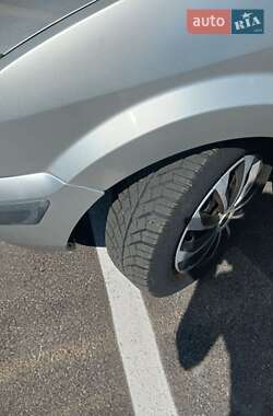 Хетчбек Ford Fusion 2009 в 