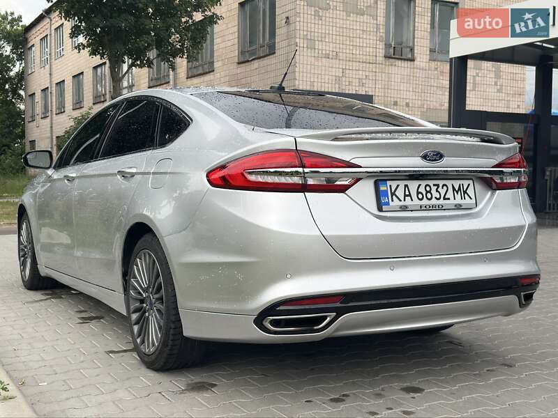 Седан Ford Fusion 2016 в Житомирі