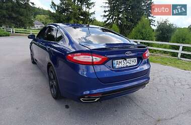 Седан Ford Fusion 2013 в 