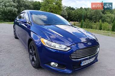 Седан Ford Fusion 2013 в 