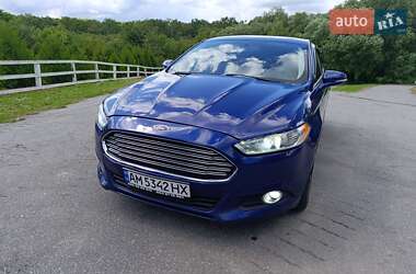Седан Ford Fusion 2013 в 