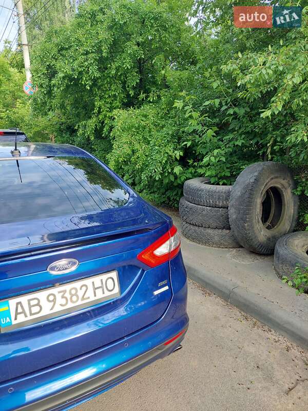 Седан Ford Fusion 2015 в Виннице