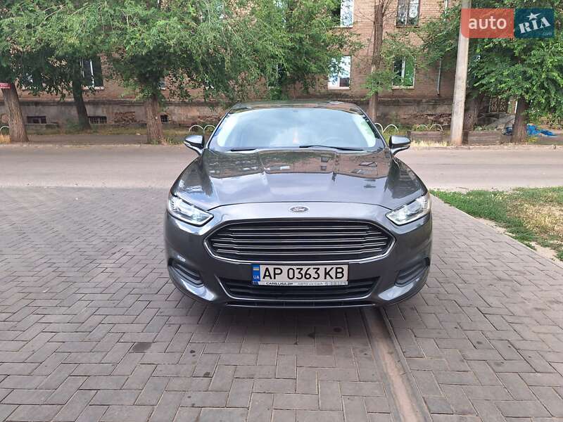 Ford Fusion 2015