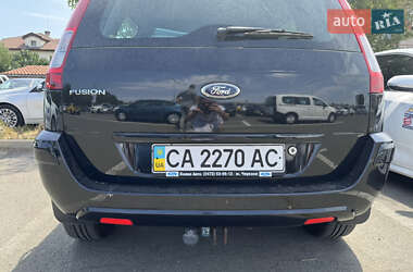 Хетчбек Ford Fusion 2010 в 
