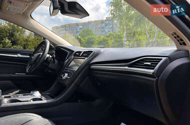 Седан Ford Fusion 2020 в 
