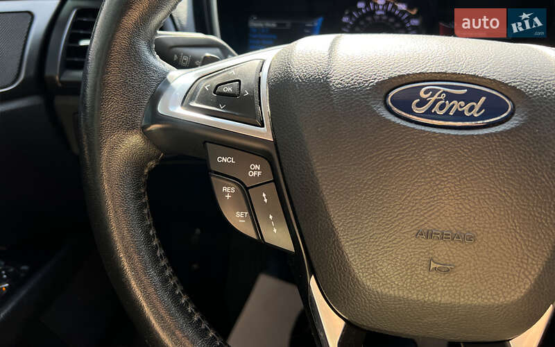 Седан Ford Fusion 2020 в Львове