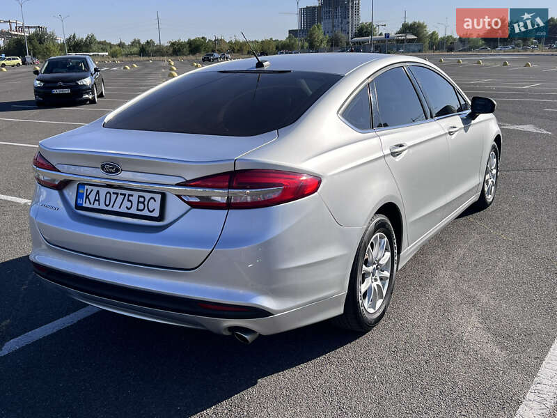 Седан Ford Fusion 2018 в Киеве фото 6 Седан Ford Fusion 2018 в Киеве