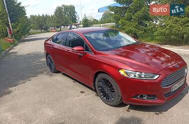 Седан Ford Fusion 2013 в 