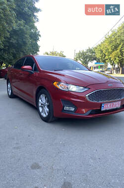 Ford Fusion 2020