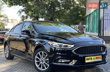 Седан Ford Fusion 2017 в 