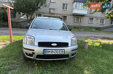 Хэтчбек Ford Fusion 2002 в 