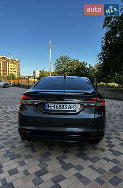 Седан Ford Fusion 2017 в 