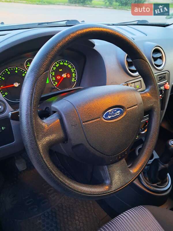 Хетчбек Ford Fusion 2007 в Прилуках