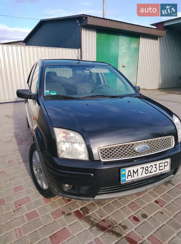 Ford Fusion 2004