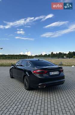 Седан Ford Fusion 2014 в 