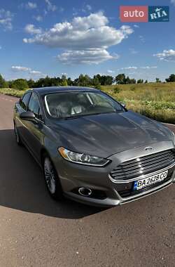 Седан Ford Fusion 2012 в 