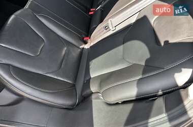 Седан Ford Fusion 2012 в 