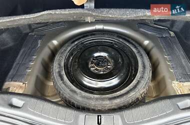 Седан Ford Fusion 2012 в 
