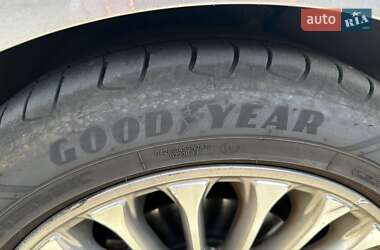 Седан Ford Fusion 2012 в 