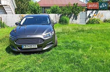 Седан Ford Fusion 2016 в 