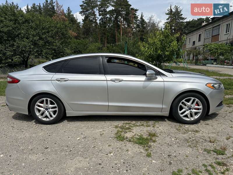 Седан Ford Fusion 2015 в Харькове