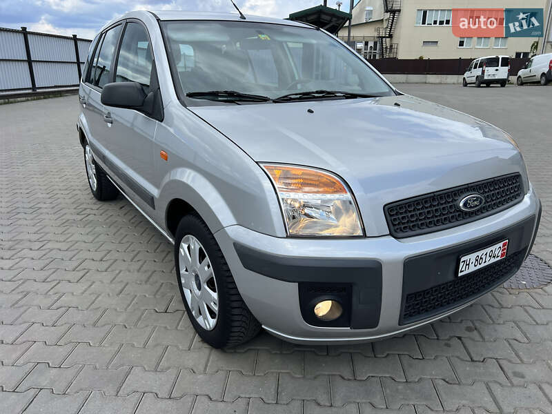 Хетчбек Ford Fusion 2007 в Луцьку